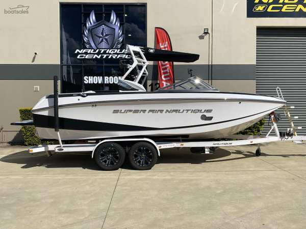 2015 Nautique Super Air G23, photo 1
